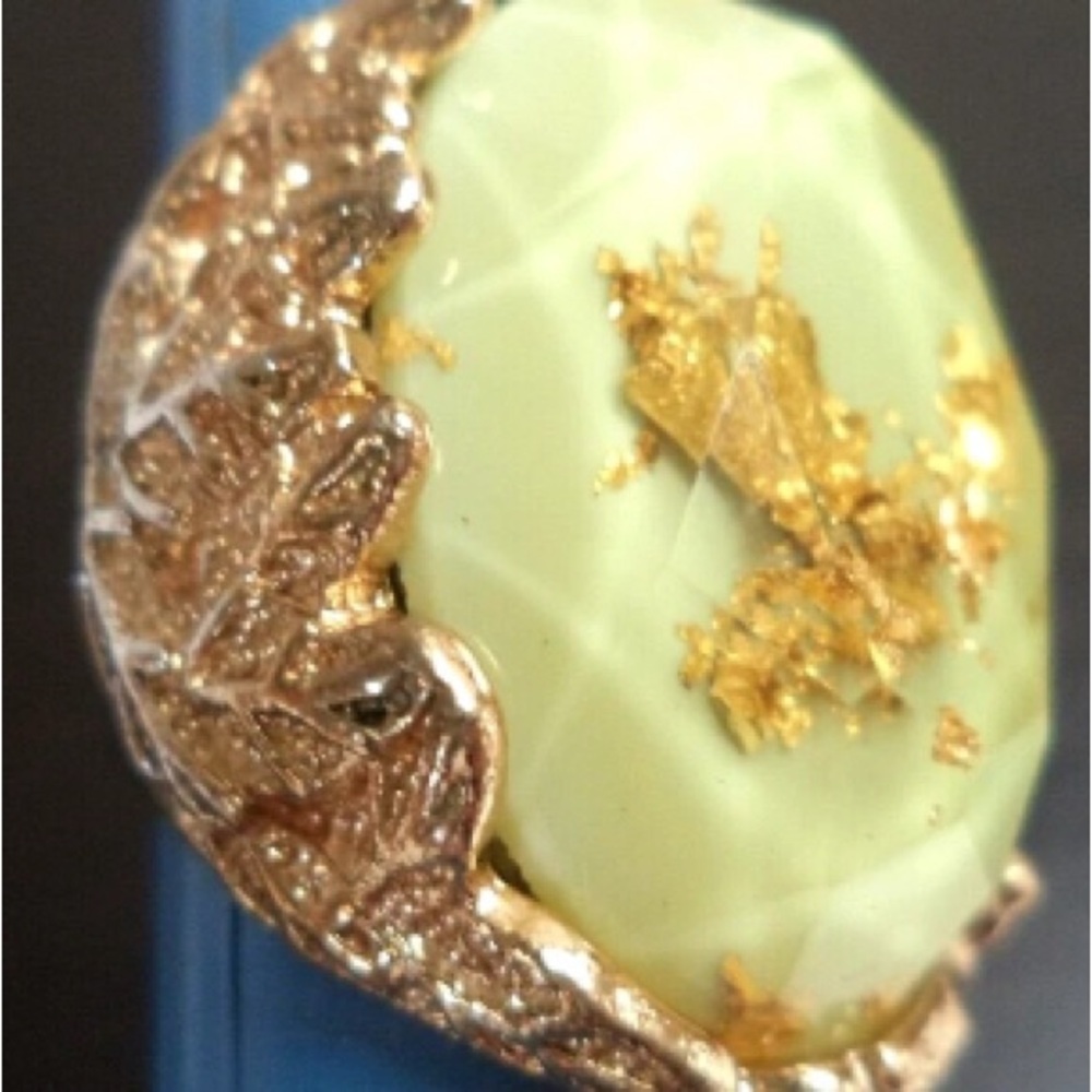 Vintage Oval Gemstone Ring with Gold Flakes Details